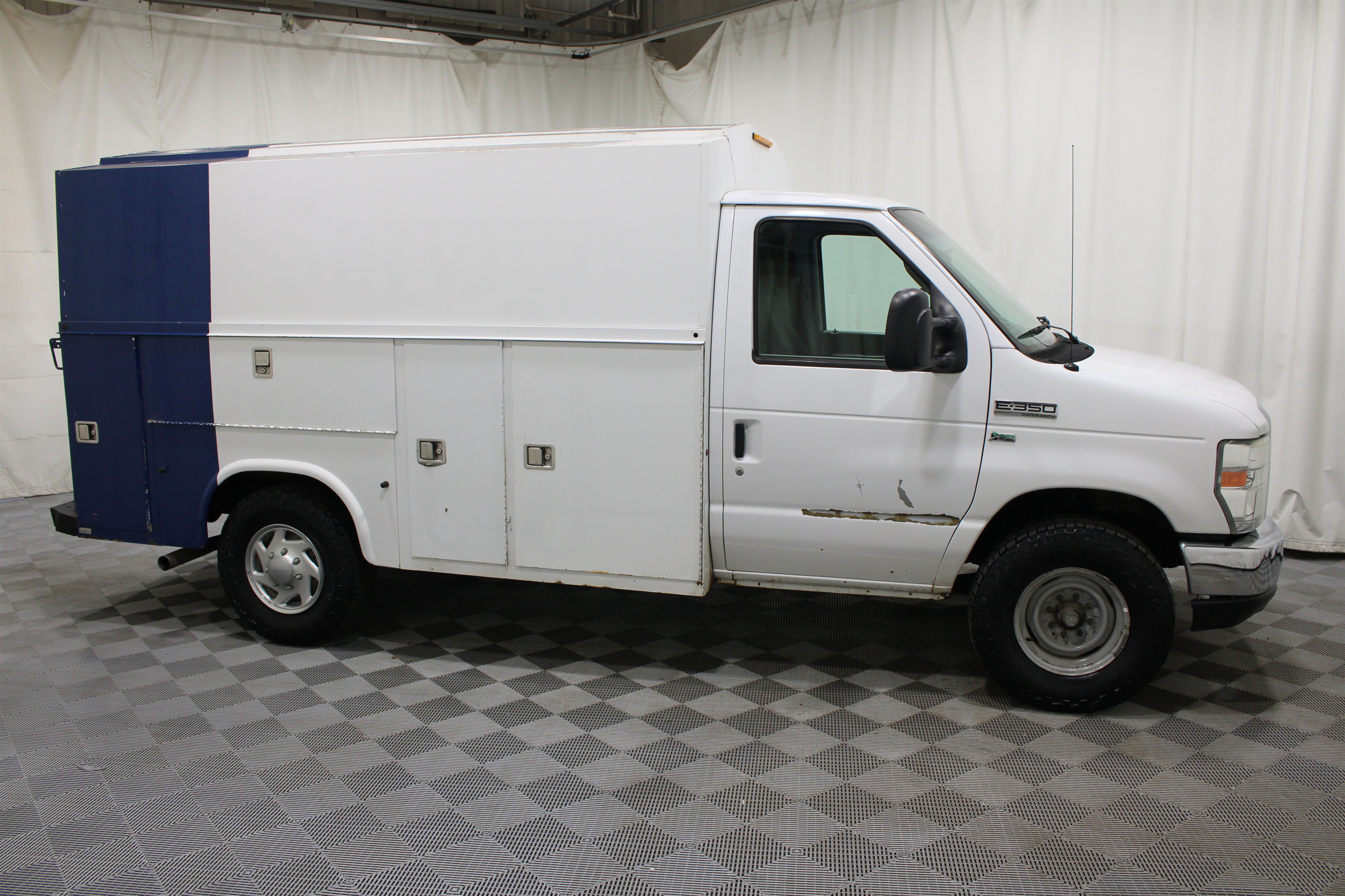 Used 2012 Ford E-350 and Econoline 350 Super Duty w/ PWR Locks & Windows Group RWD image 17