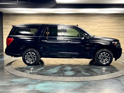 Used 2024 Ford Expedition Max XLT AWD/4WD image 23