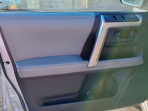 Used 2011 Toyota 4Runner SR5 image 11