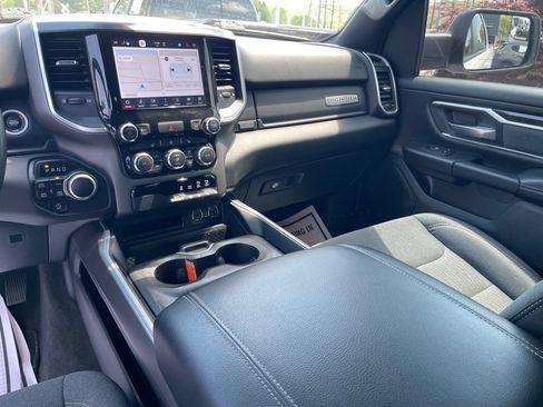 Used 2022 RAM 1500 Big Horn AWD/4WD image 19