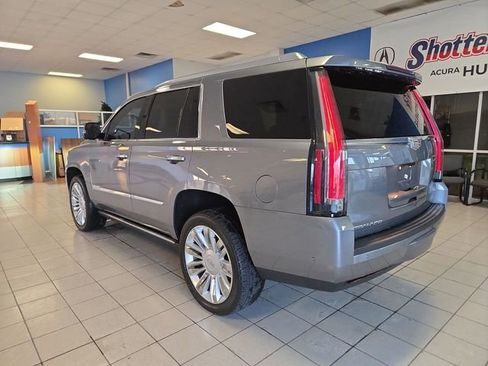 Used 2019 Cadillac Escalade Platinum image 6