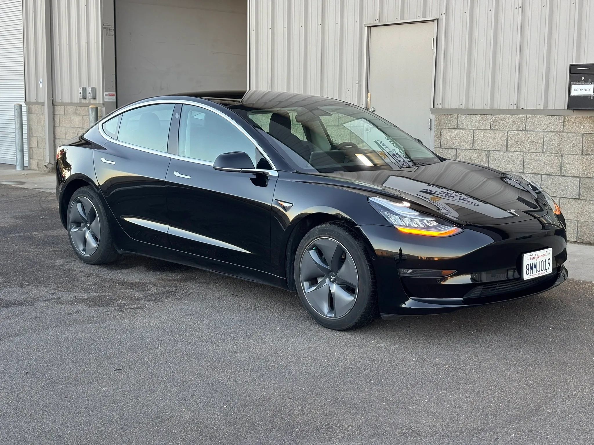 Used 2019 Tesla Model 3 Long Range AWD/4WD image 1