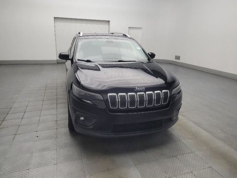 Used 2019 Jeep Cherokee Latitude w/ Popular Appearance Group FWD image 14