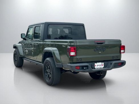 Used 2022 Jeep Gladiator Sport AWD/4WD image 7