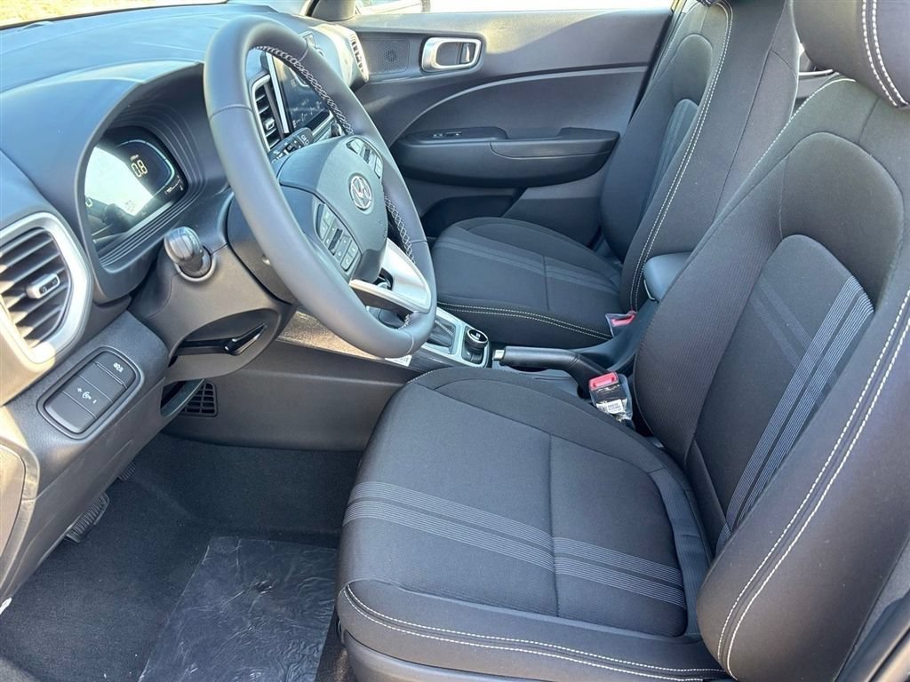 New 2026 Hyundai Venue SEL FWD image 11