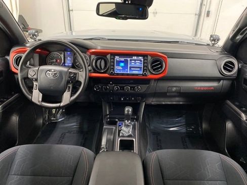 Used 2020 Toyota Tacoma TRD Off-Road image 28