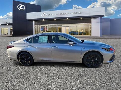 New 2025 Lexus ES 350 F Sport image 2