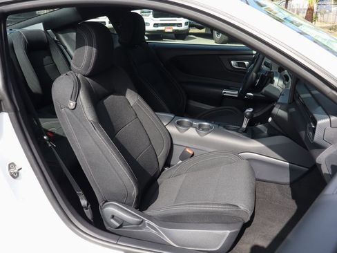 Used 2025 Ford Mustang GT RWD image 42