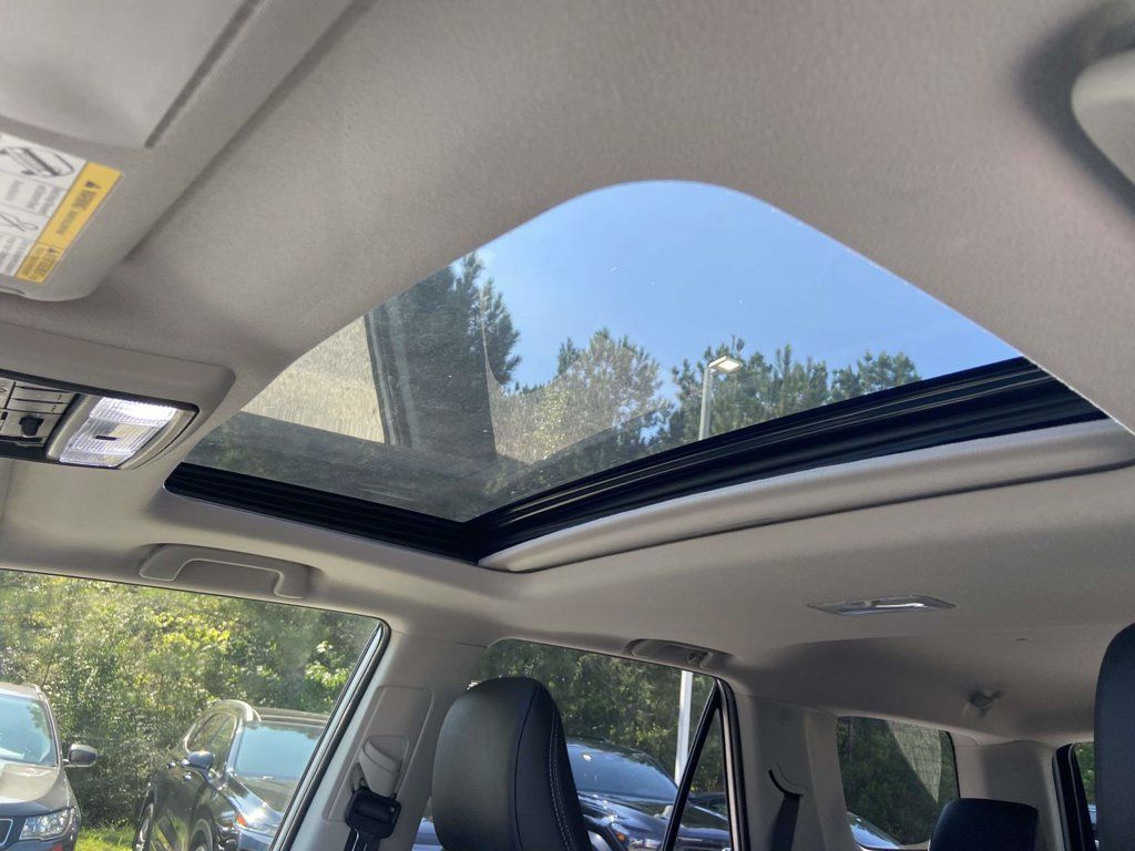 Used 2023 Toyota 4Runner SR5 Premium w/ Moonroof Package RWD image 19