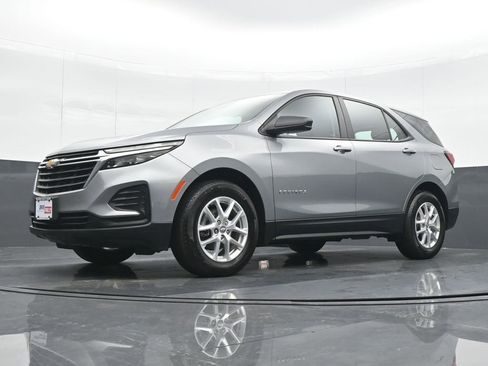 Used 2024 Chevrolet Equinox LS image 17