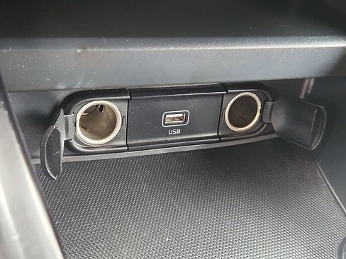 Used 2022 Kia Soul LX w/ Technology Package FWD image 18