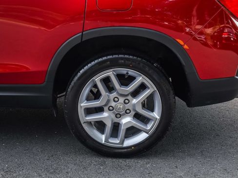 Used 2025 Honda Passport EX-L image 16