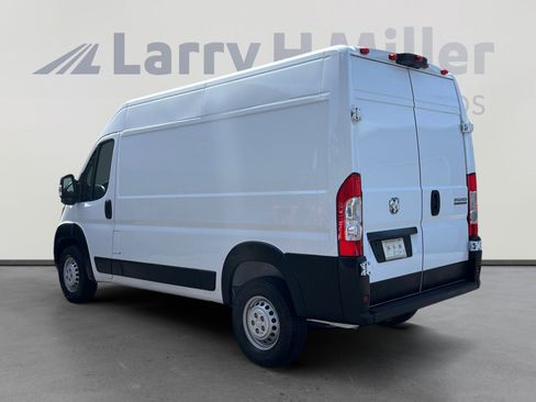 New 2026 RAM ProMaster 1500 w/ Convenience Group FWD image 3