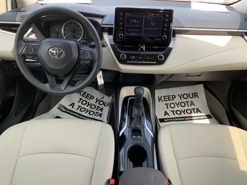 Used 2021 Toyota Corolla LE w/ Carpet Mat Package (TMS) FWD image 16