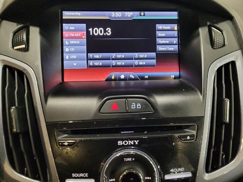 Used 2014 Ford Focus Titanium image 25