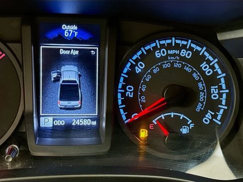 Used 2023 Toyota Tacoma SR image 12