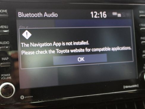 Used 2022 Toyota Corolla LE FWD image 32