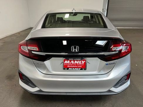 Used 2019 Honda Clarity Plug-In Hybrid image 4