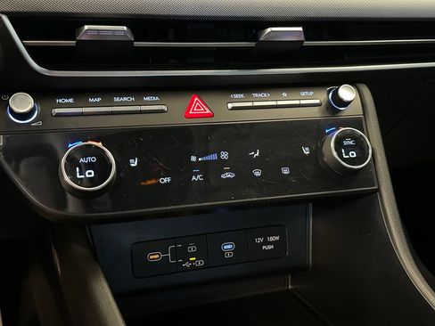 Used 2025 Hyundai Sonata SEL FWD image 15