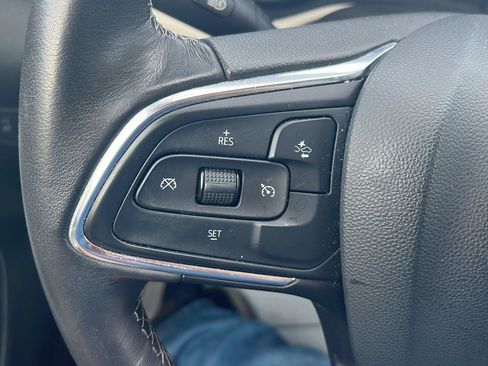 Used 2020 Buick Encore GX Preferred w/ Cold Weather Comfort Package AWD/4WD image 11