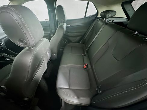 Used 2025 Buick Encore GX Preferred FWD image 26