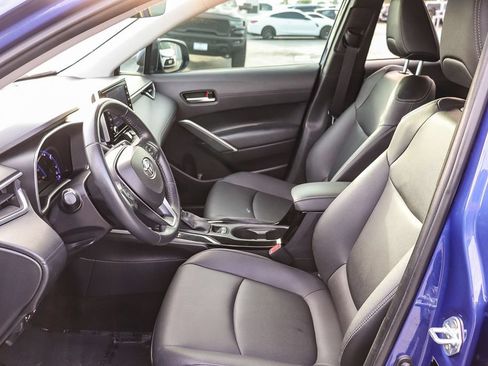 Used 2022 Toyota Corolla Cross XLE FWD image 20