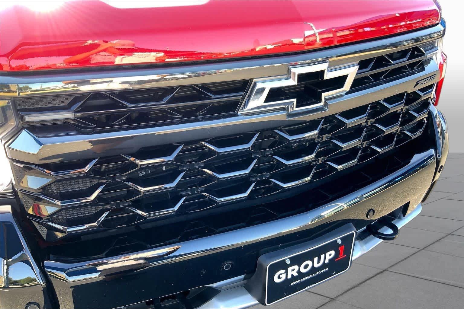 Certified 2025 Chevrolet Silverado 1500 ZR2 w/ Technology Package AWD/4WD image 30