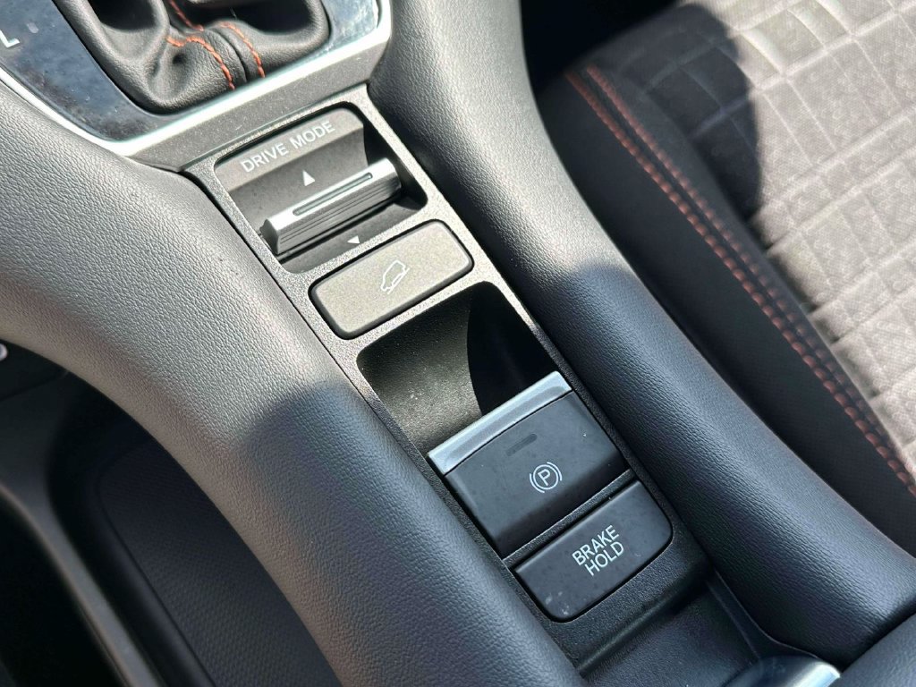 Certified 2024 Honda HR-V Sport image 28