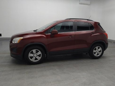 Used 2016 Chevrolet Trax LT w/ LT Convenience Package image 2