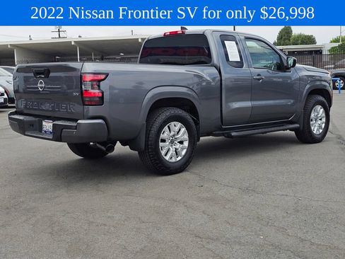 Used 2022 Nissan Frontier SV w/ Technology Package RWD image 7