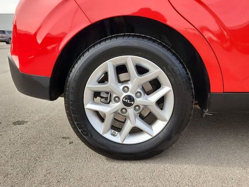 Used 2024 Kia Soul LX w/ Option Group 015 image 12