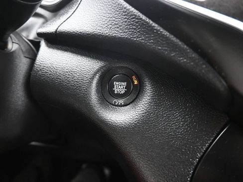 Used 2019 Jeep Cherokee Trailhawk AWD/4WD image 20