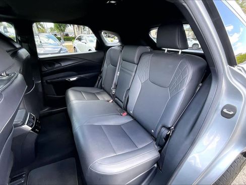 Used 2024 Lexus RX 350 Premium w/ Accessory Package (Z1) image 21