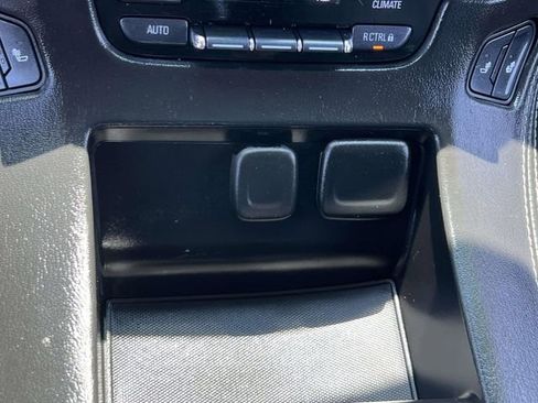 Used 2017 Chevrolet Tahoe LT AWD/4WD image 32