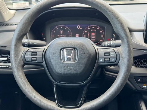 Certified 2023 Honda Accord EX image 13