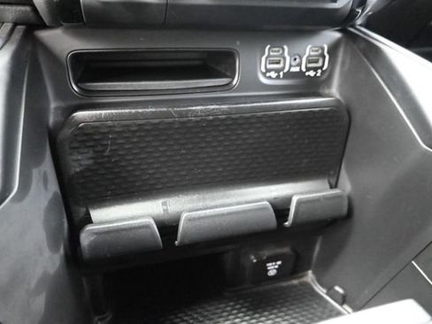 Used 2021 RAM 1500 Big Horn RWD image 28
