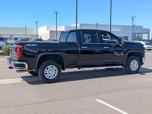 Certified 2025 Chevrolet Silverado 2500 LTZ w/ LTZ Convenience Package image 5
