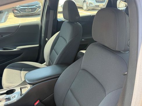 Used 2023 Chevrolet Malibu RS w/ LPO, Floor Liner Package FWD image 17