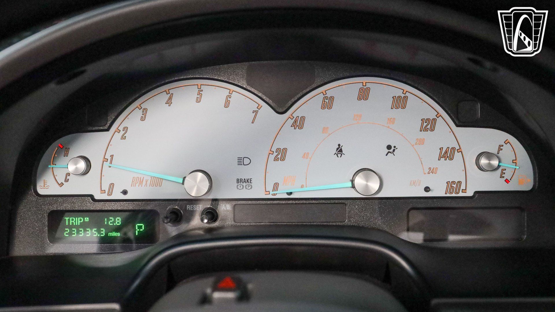 Used 2002 Ford Thunderbird RWD image 15