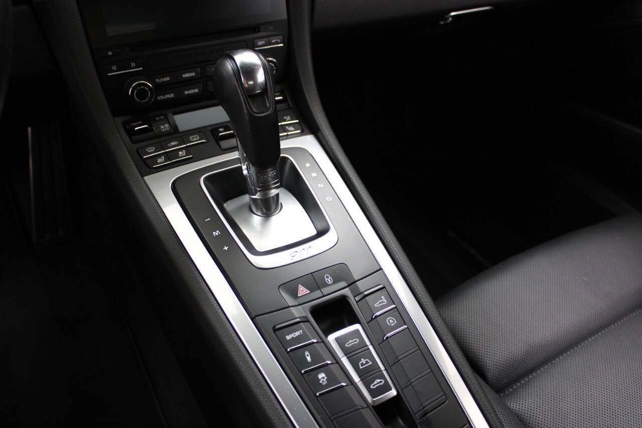 Used 2017 Porsche 911 Carrera image 22