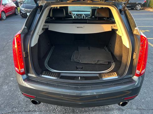 Used 2011 Cadillac SRX Luxury image 15