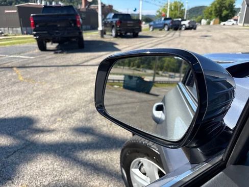 Used 2022 Kia Sorento LX image 24