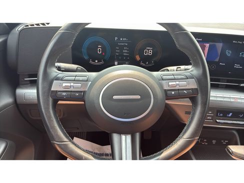 Used 2025 Hyundai Kona SEL AWD/4WD image 23