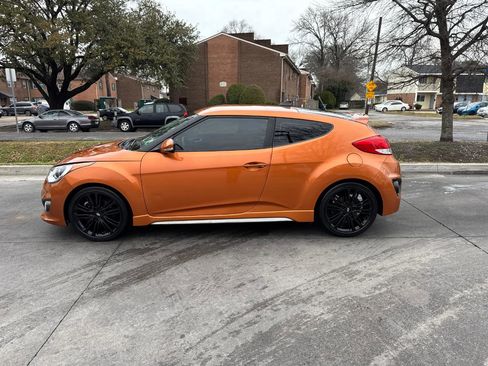 Used 2016 Hyundai Veloster Turbo image 8