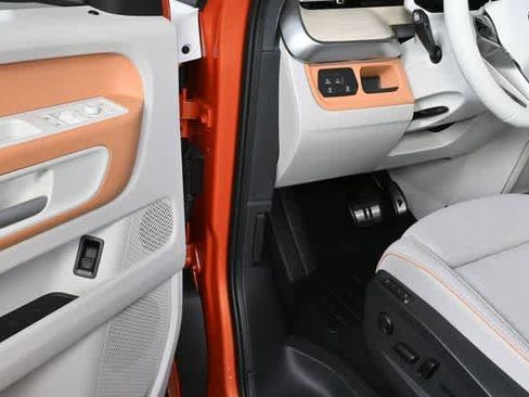 New 2025 Volkswagen ID. Buzz Pro S Plus image 7