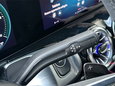 Used 2023 Mercedes-Benz EQB 300 4MATIC w/ Exclusive Package image 26