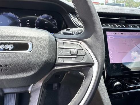 New 2025 Jeep Grand Cherokee L Limited AWD/4WD image 26
