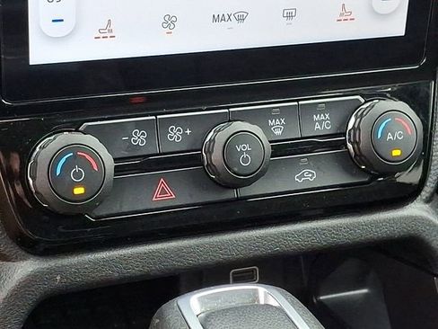 Certified 2024 Ford Ranger XLT w/ Equipment Group 301A High image 15