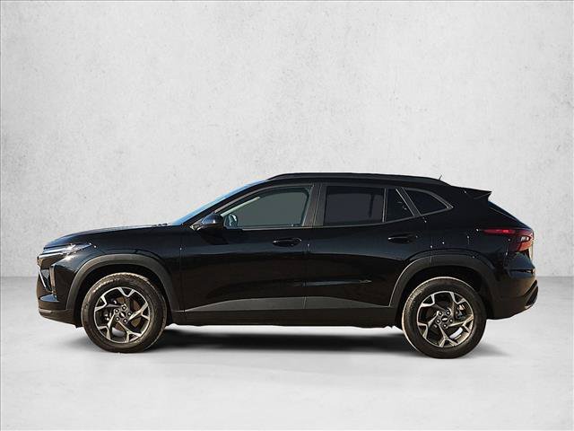 Used 2025 Chevrolet Trax LT FWD image 9