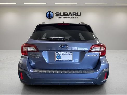 Used 2018 Subaru Outback 2.5i Limited w/ Popular Package #2 AWD/4WD image 4
